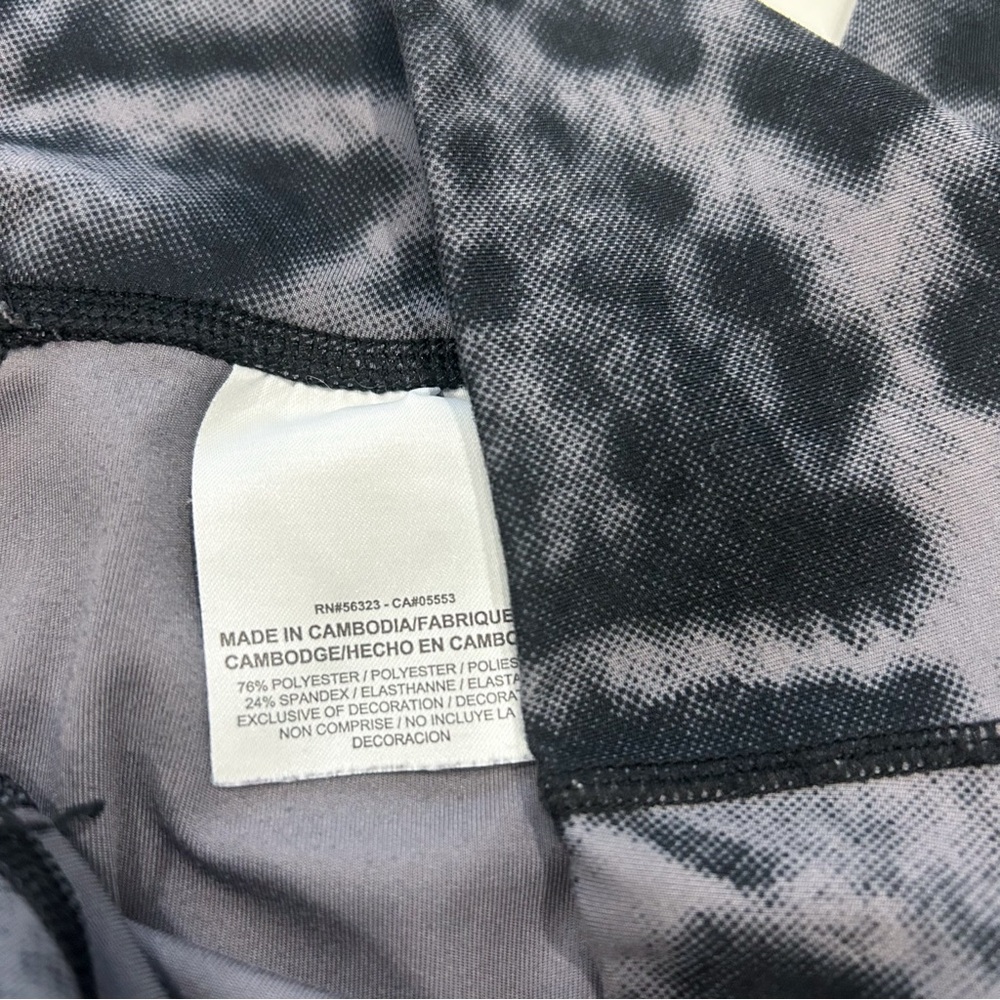 Nike One Luxe Dri-FIT Leopard Print Leggings Gray Black Mid Rise Size L - Picture 11 of 14